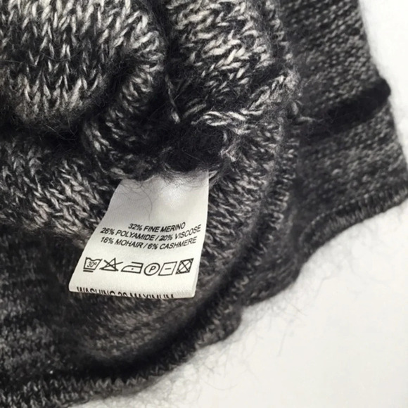 SEN Women’s Fine Merino Wool & Cashmere Sweater Warm Winter Size Medium - Picture 6 of 7